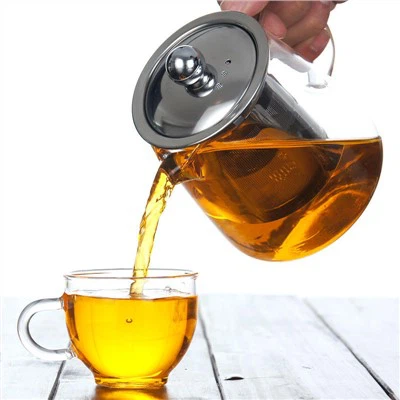 Teiera in vetro borosilicato alto da 550 ml con infusore